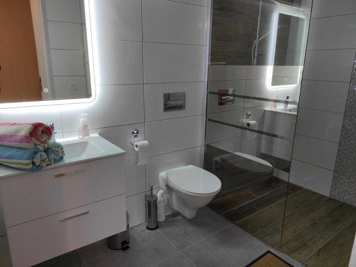 Redkot 40A Apartment Zielona Gora  Bagian luar foto